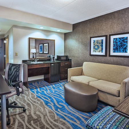 Holiday Inn Express & Suites Dayton South - I-675 By Ihg Shanersville Esterno foto